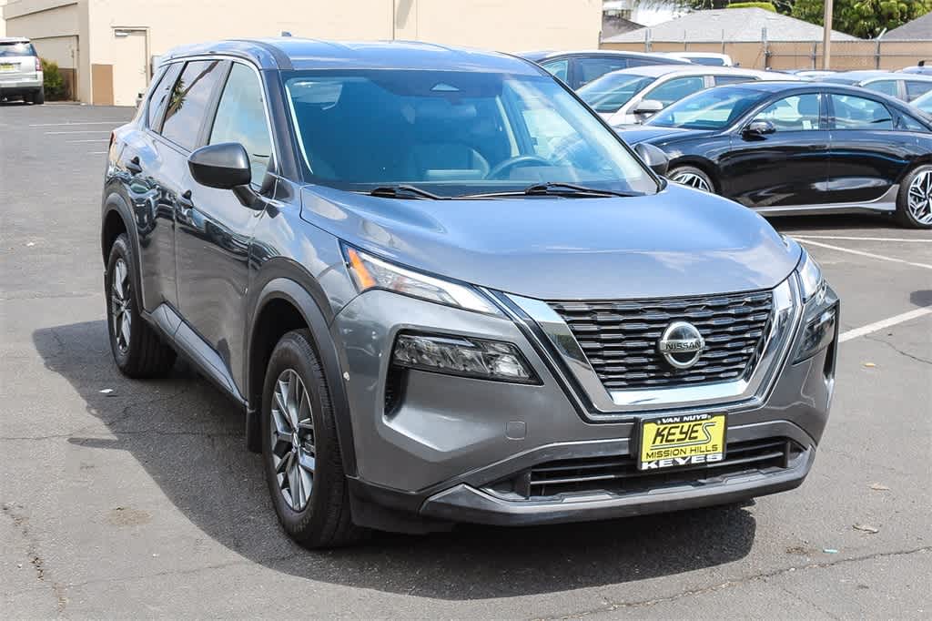 Thumbnail: 2021 Nissan Rogue - 3