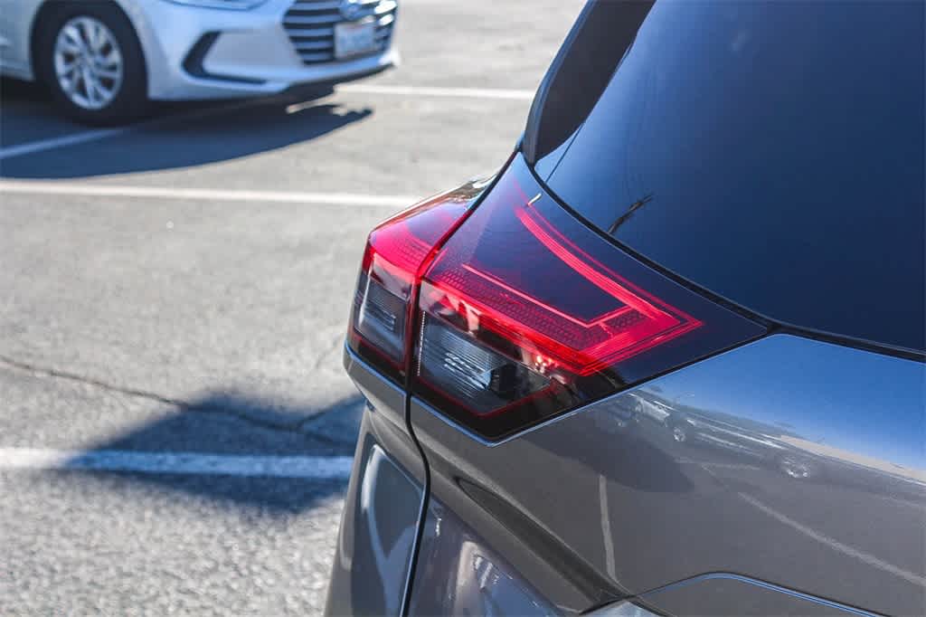 Thumbnail: 2023 Nissan Rogue - 8