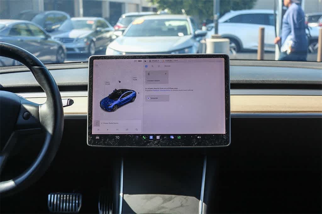 Thumbnail: 2018 Tesla Model 3 - 13