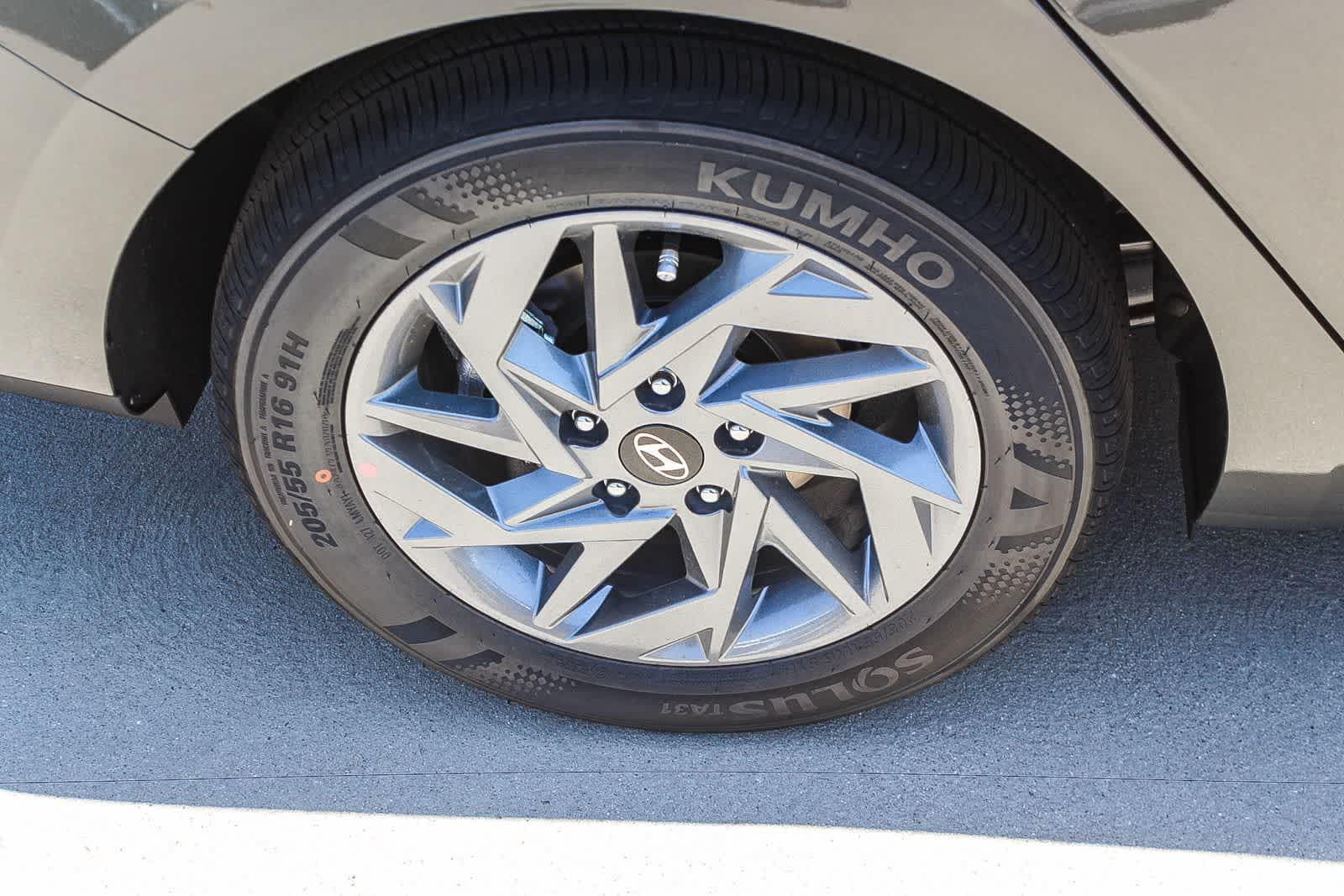 Thumbnail: 2026 Hyundai Elantra - 9