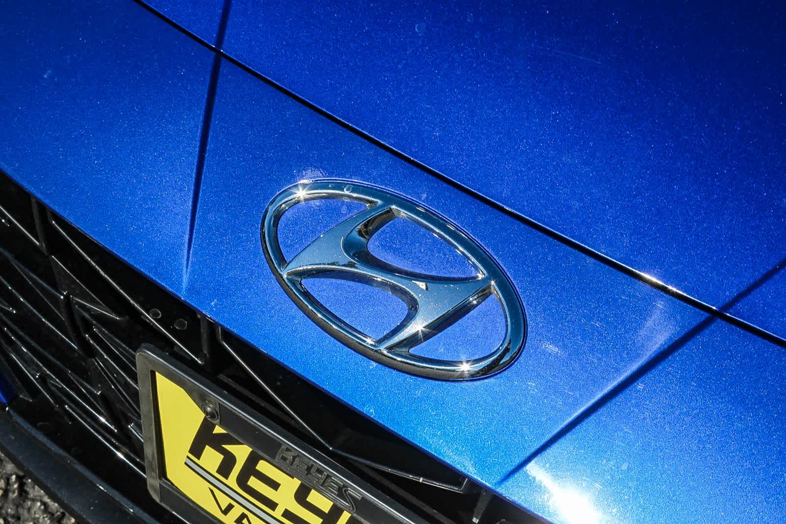 Thumbnail: 2023 Hyundai Elantra - 13