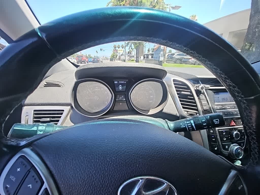Thumbnail: 2016 Hyundai Elantra - 5