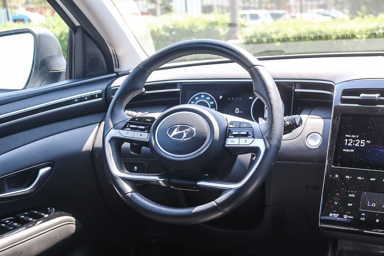 Thumbnail: 2022 Hyundai Tucson - 22