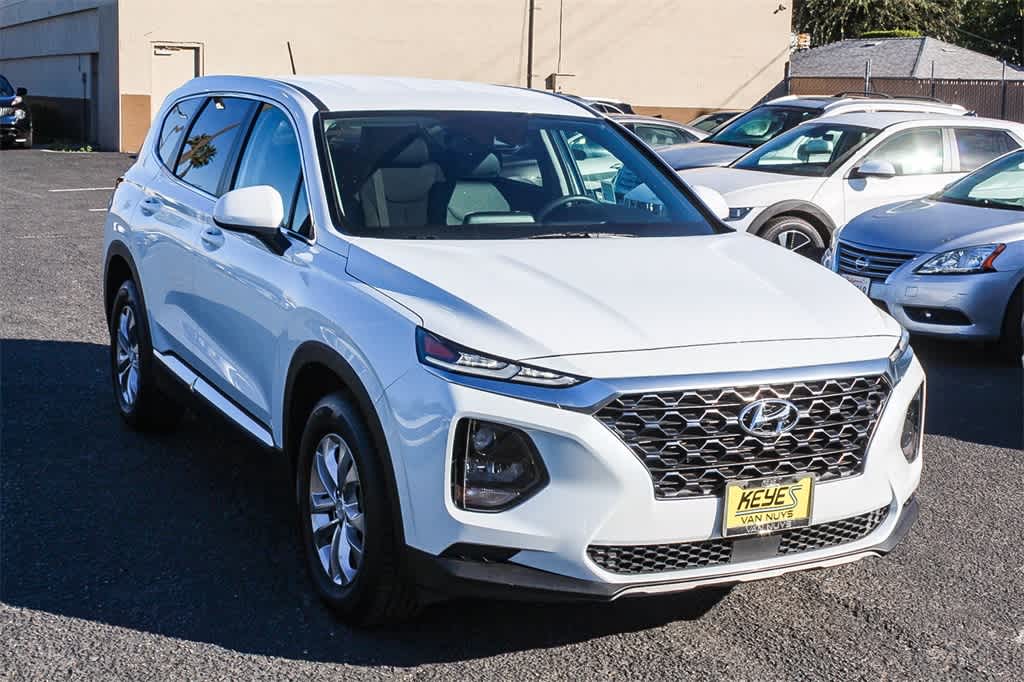 Thumbnail: 2019 Hyundai Santa Fe - 3
