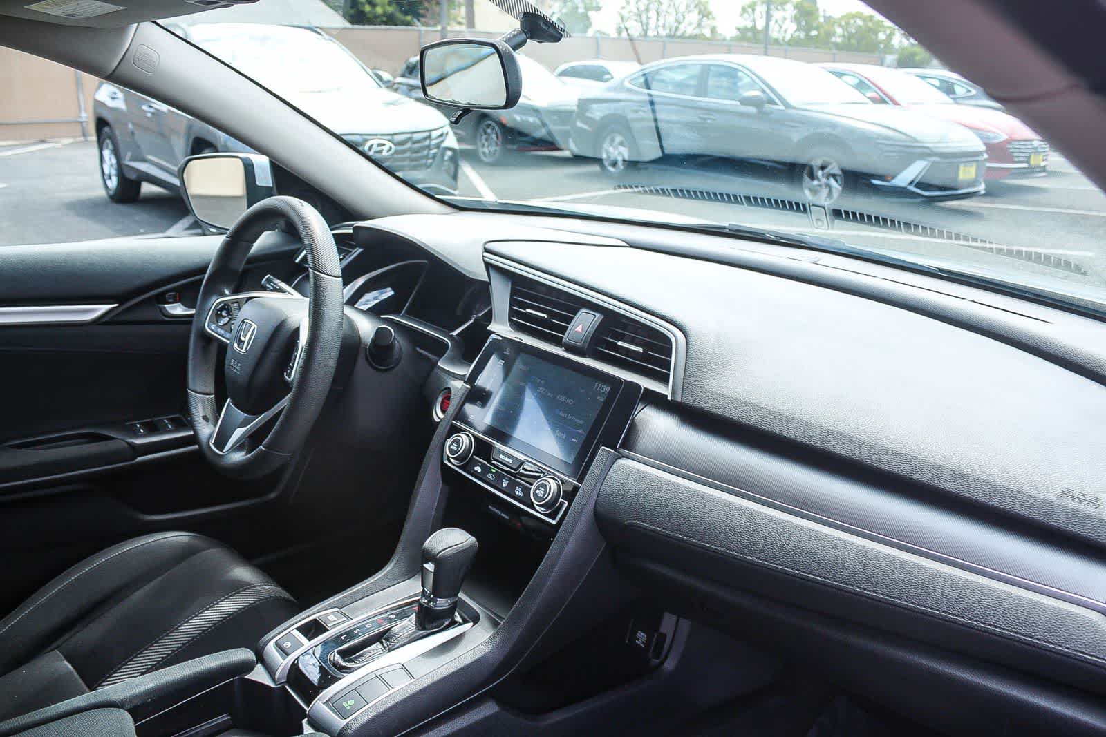 Thumbnail: 2017 Honda Civic - 22