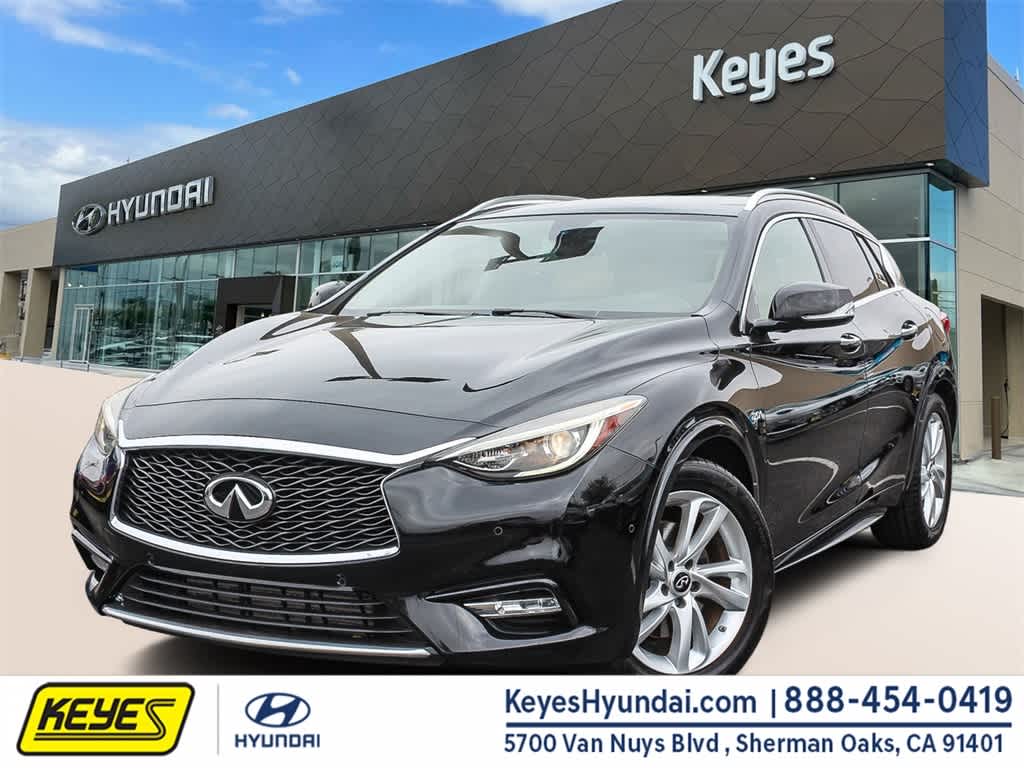 2017 INFINITI QX30 Premium -
                  Van Nuys, CA