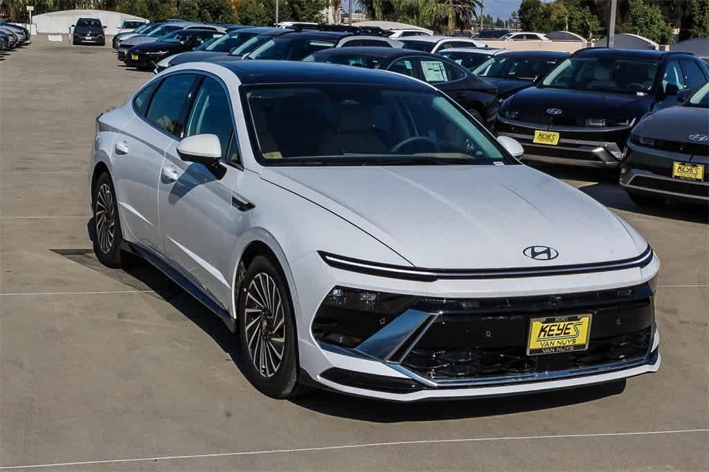 Thumbnail: 2026 Hyundai Sonata - 3