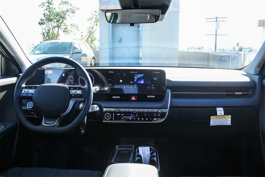 Thumbnail: 2026 Hyundai Ioniq 5 - 17