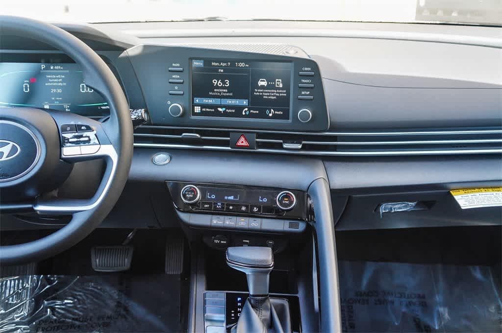 Thumbnail: 2025 Hyundai Elantra - 13