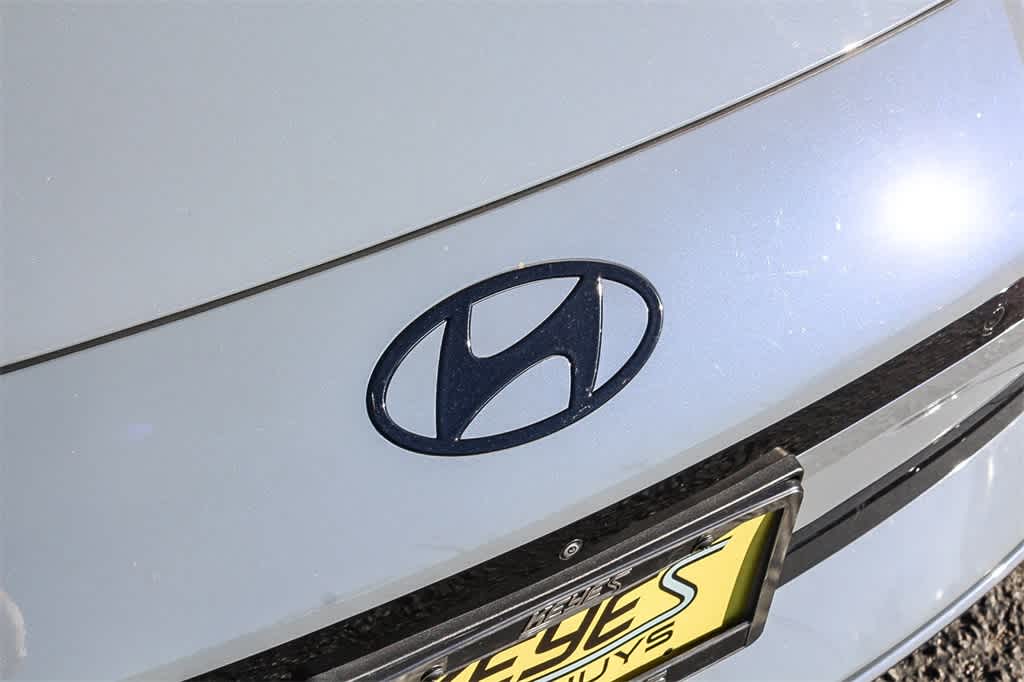 Thumbnail: 2024 Hyundai Ioniq 6 - 11