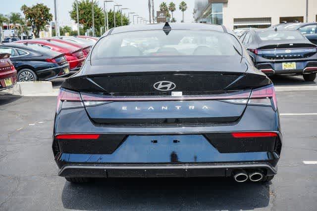 Thumbnail: 2025 Hyundai Elantra - 3