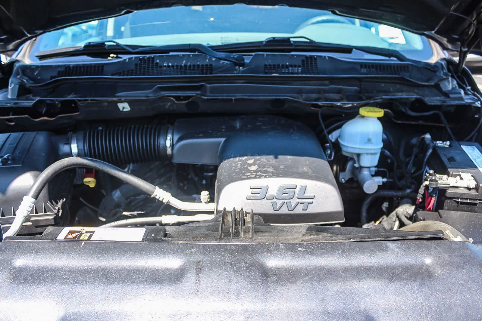 Thumbnail: 2020 RAM 1500 Classic - 35