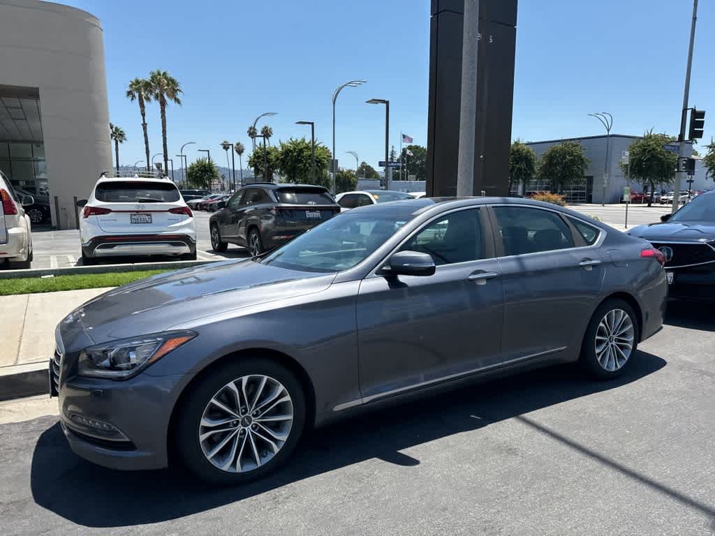 Thumbnail: 2017 Genesis G80 - 9