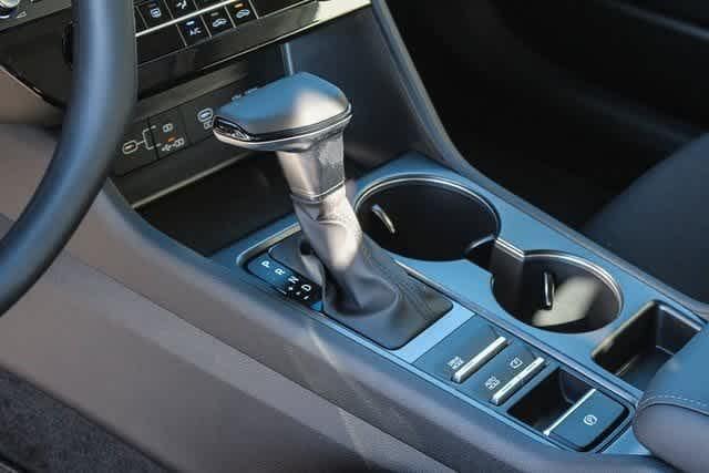 Thumbnail: 2025 Hyundai Sonata - 24