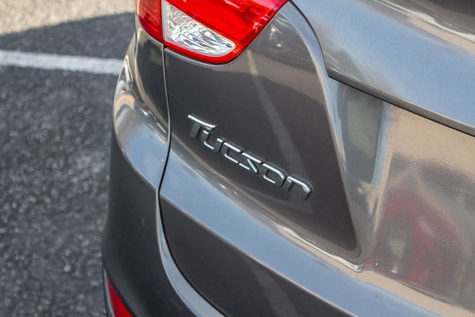 Thumbnail: 2014 Hyundai Tucson - 9