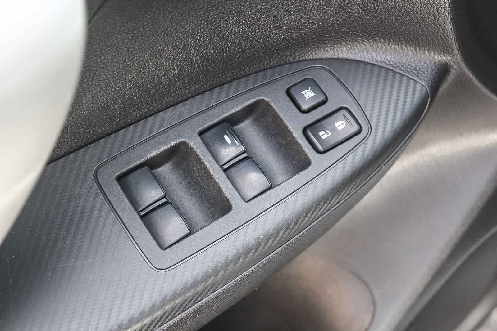 Thumbnail: 2023 Mitsubishi Eclipse Cross - 26