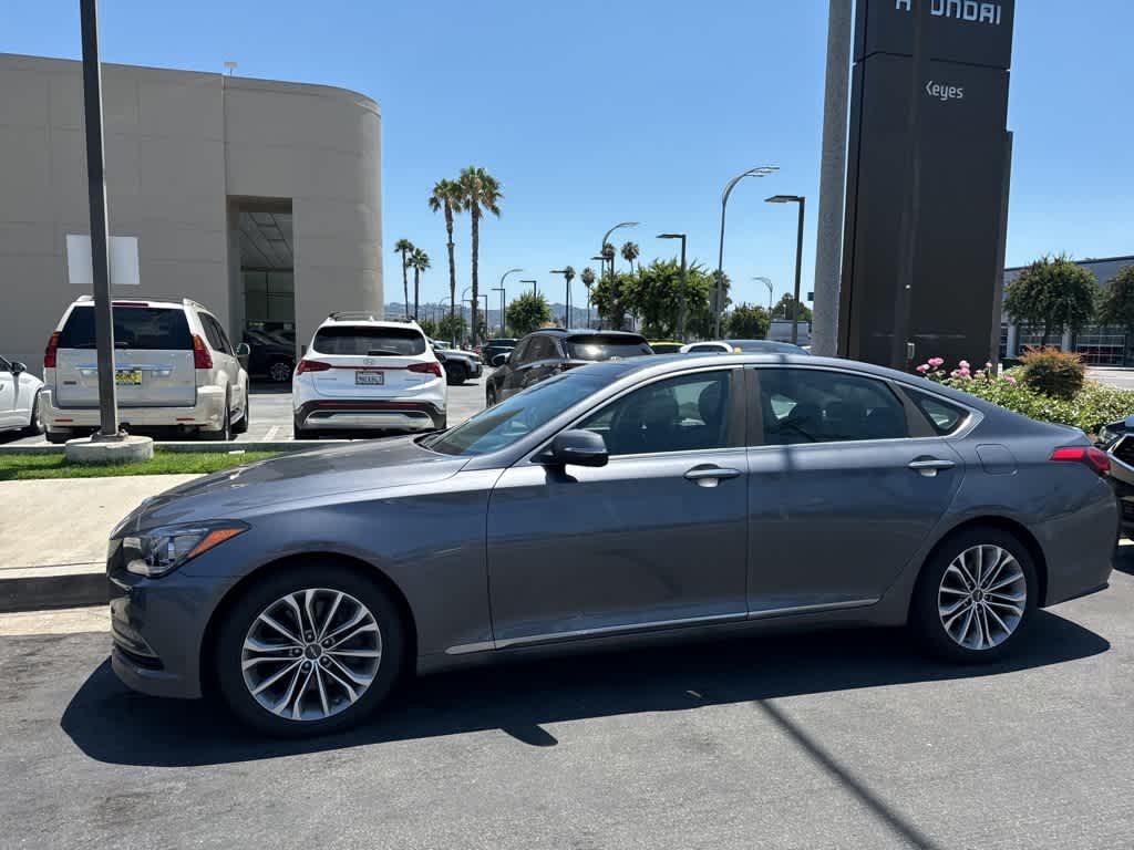 Thumbnail: 2017 Genesis G80 - 12