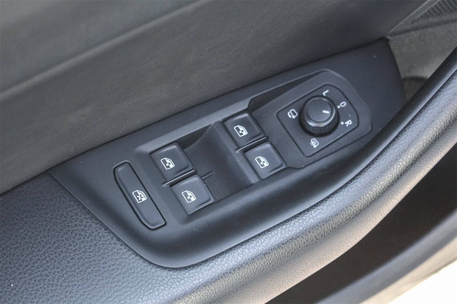 Thumbnail: 2019 Volkswagen Arteon - 26