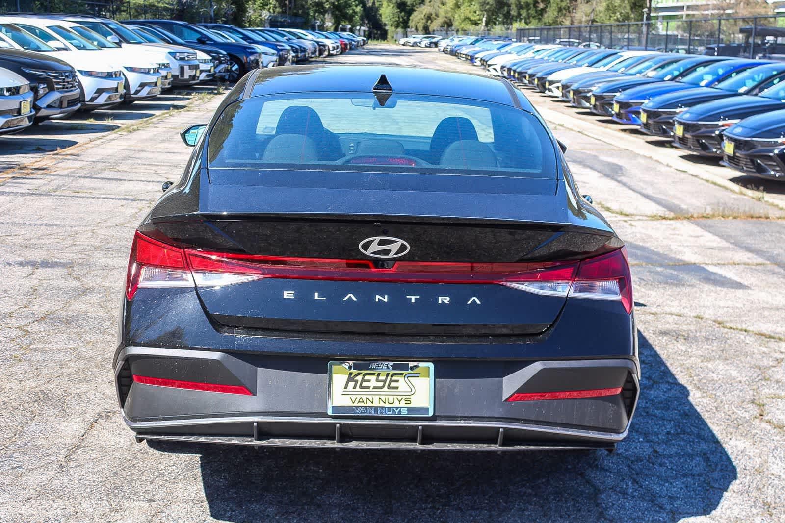 Thumbnail: 2026 Hyundai Elantra - 6