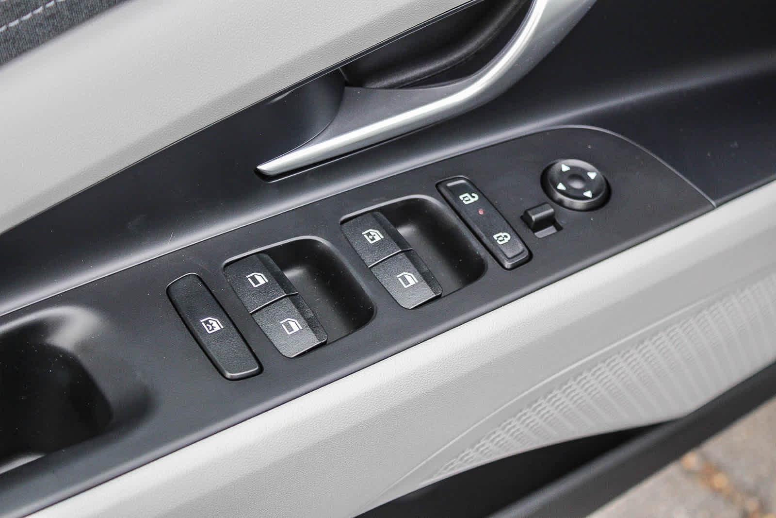 2026 Hyundai Elantra Limited - Photo 27