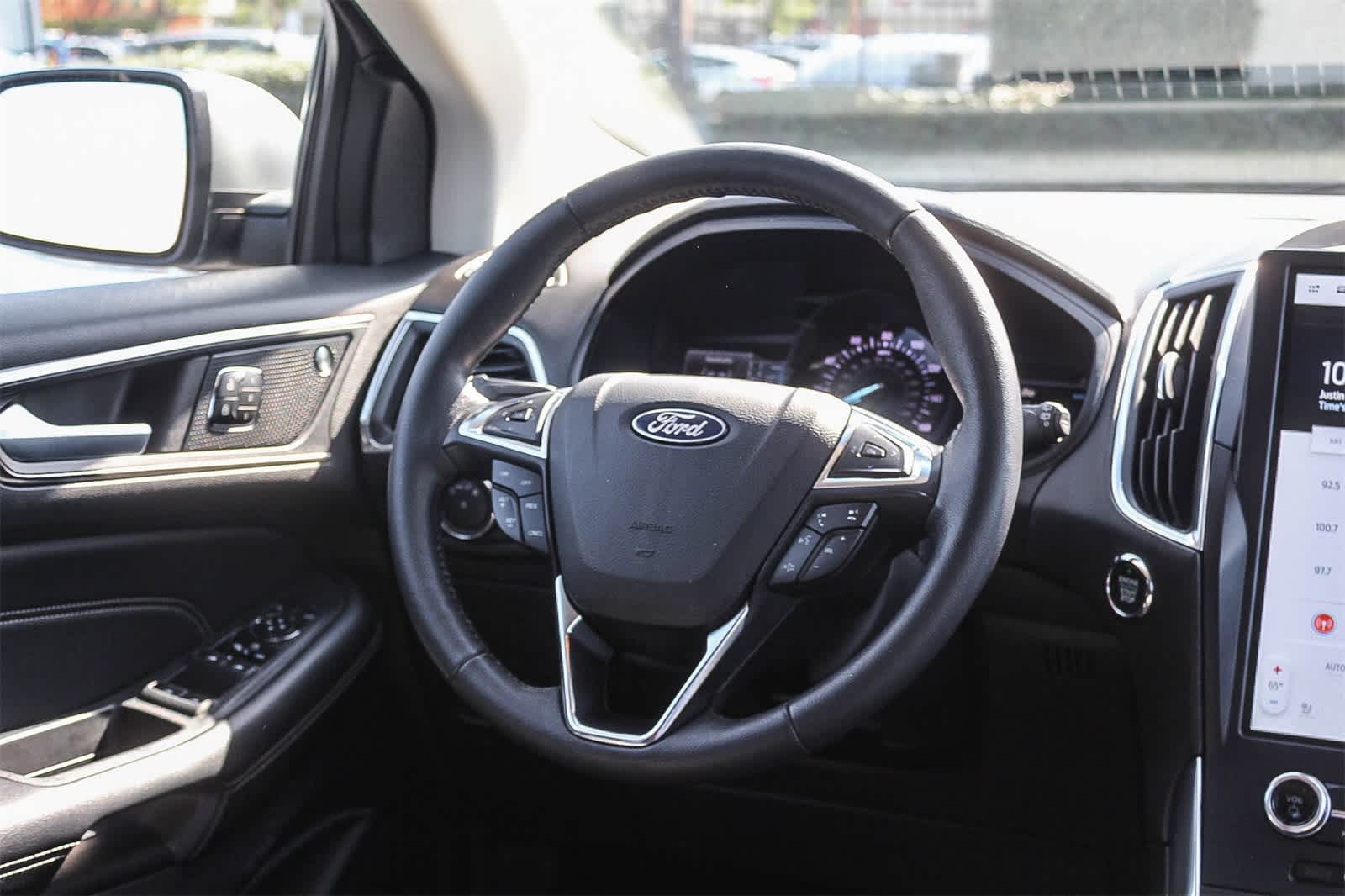 Thumbnail: 2022 Ford Edge - 21