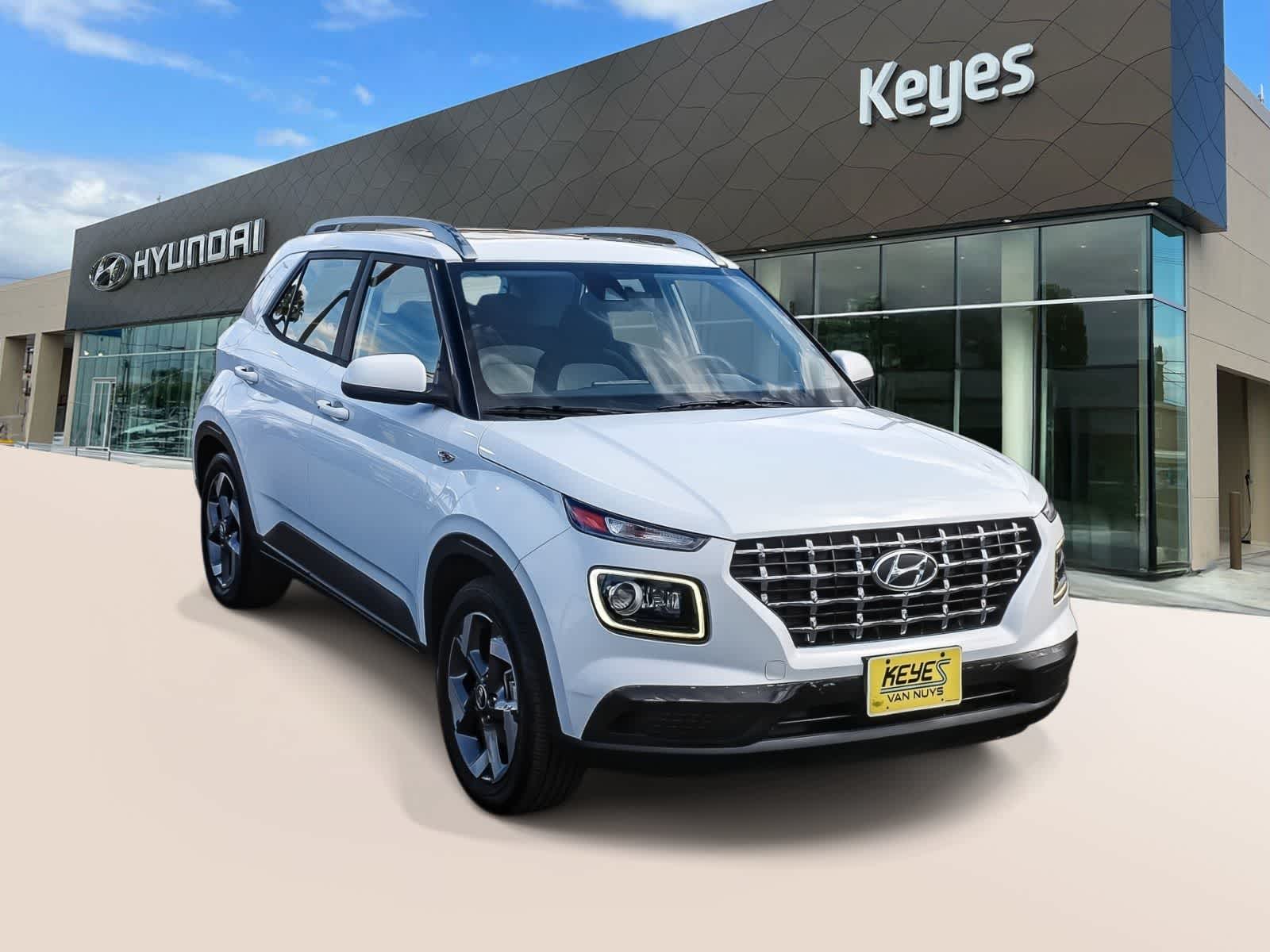 Thumbnail: 2020 Hyundai Venue - 3