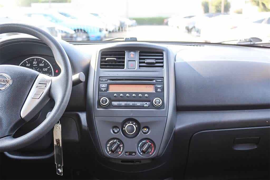 Thumbnail: 2015 Nissan Versa - 13