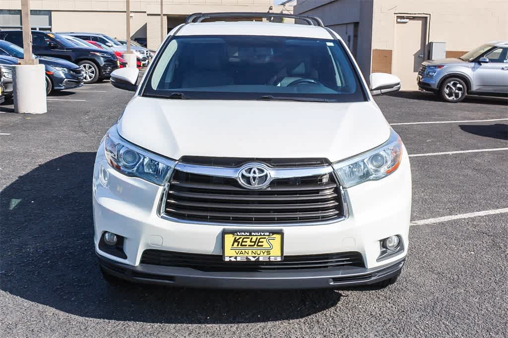 Thumbnail: 2015 Toyota Highlander - 2