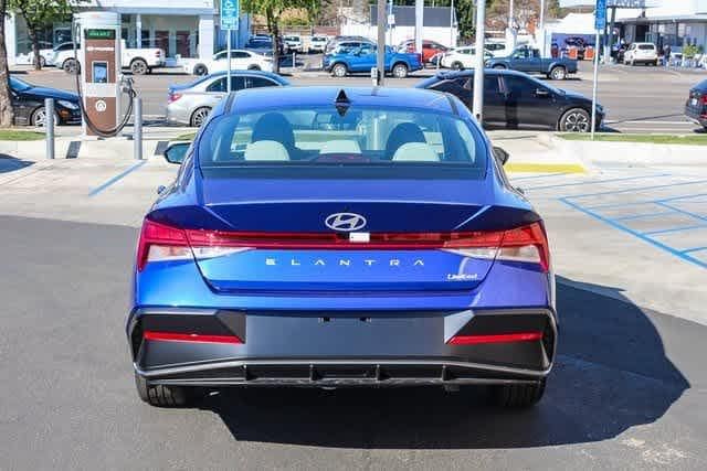 Thumbnail: 2025 Hyundai Elantra - 5