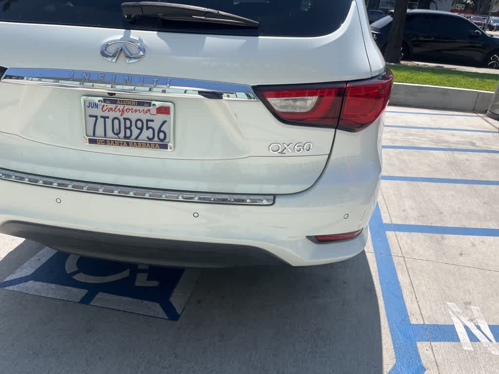 Thumbnail: 2016 INFINITI QX60 - 18