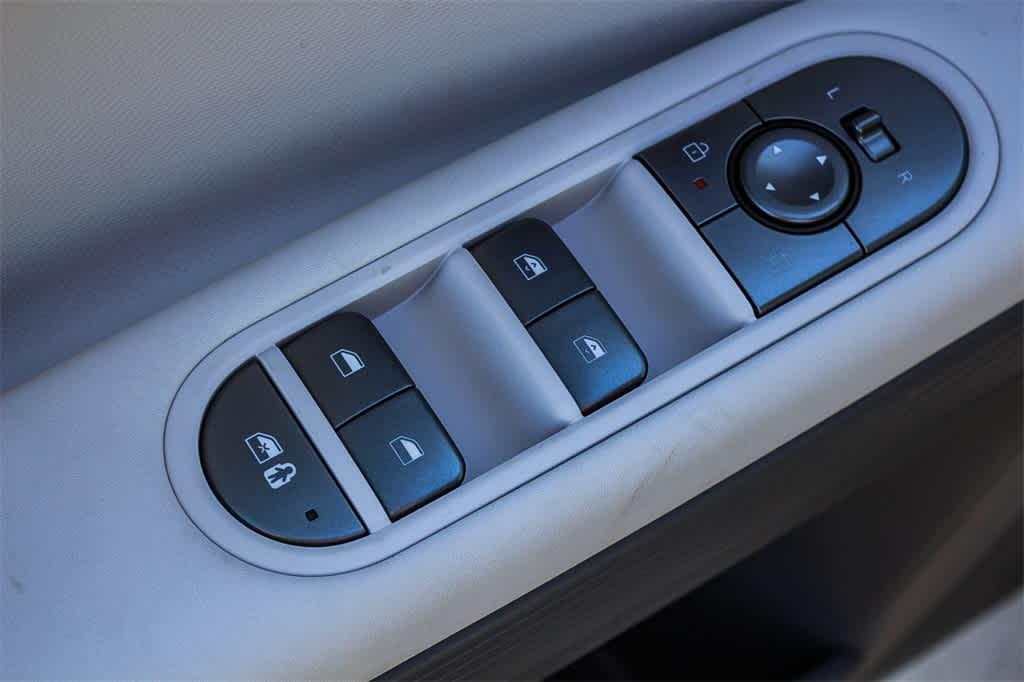 Thumbnail: 2026 Hyundai Ioniq 5 - 27