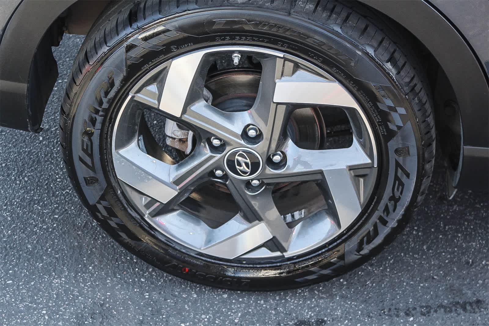 Thumbnail: 2023 Hyundai Venue - 11