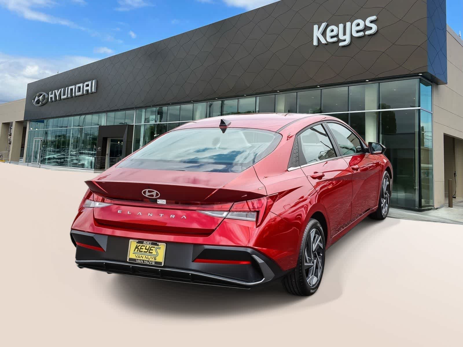 Thumbnail: 2025 Hyundai Elantra - 3