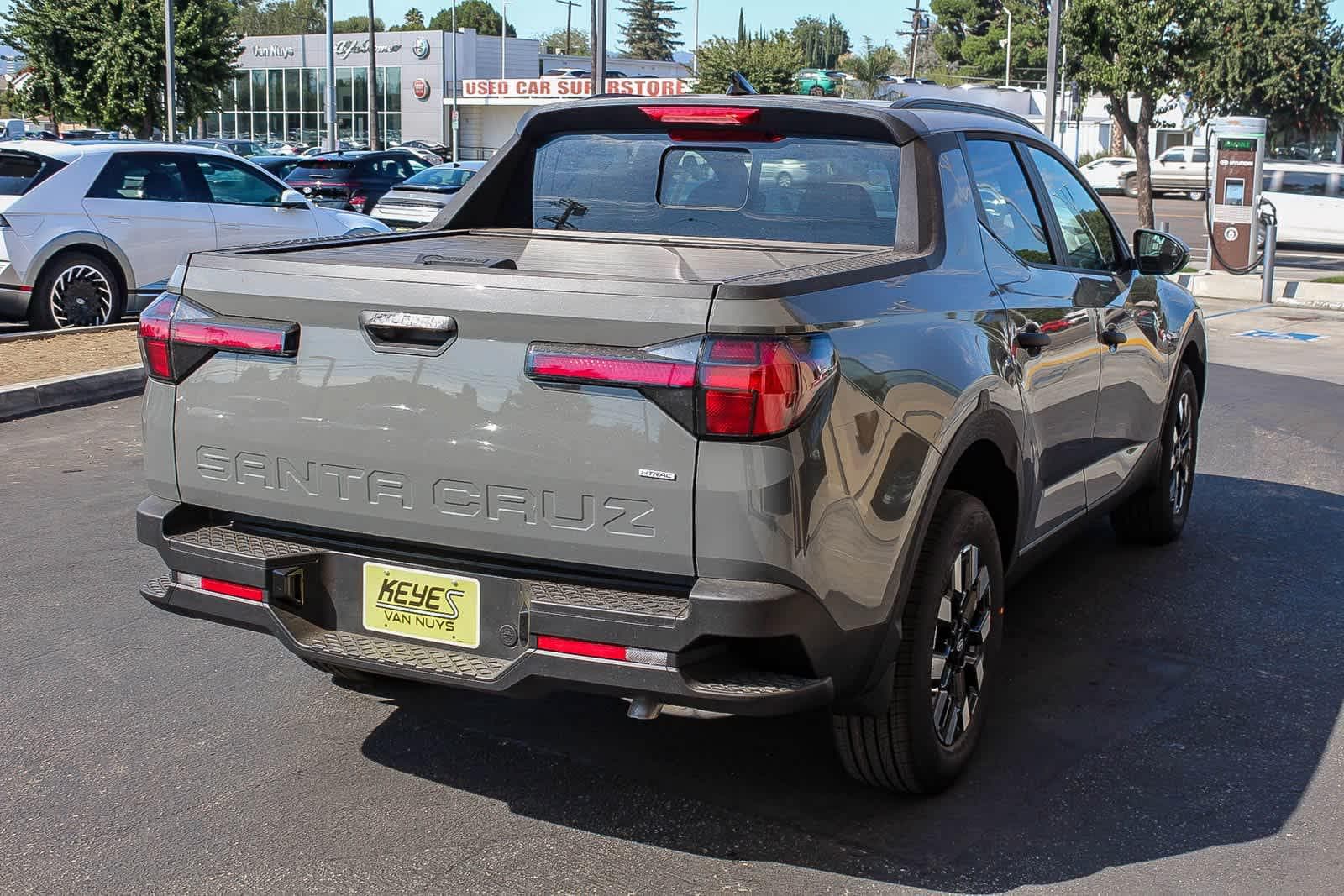 Thumbnail: 2026 Hyundai Santa Cruz - 4