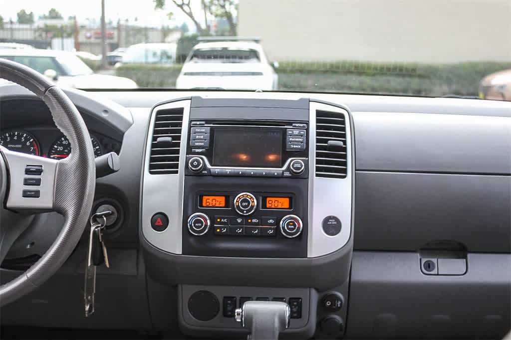 Thumbnail: 2017 Nissan Frontier - 16