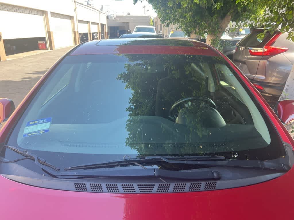 Thumbnail: 2015 Hyundai Elantra - 32