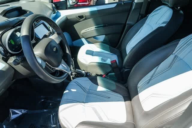 2015 Chevrolet Spark EV 17