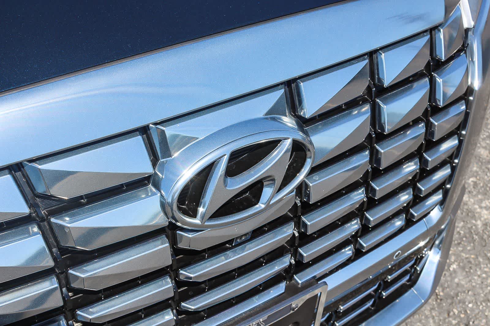 Thumbnail: 2024 Hyundai Palisade - 16