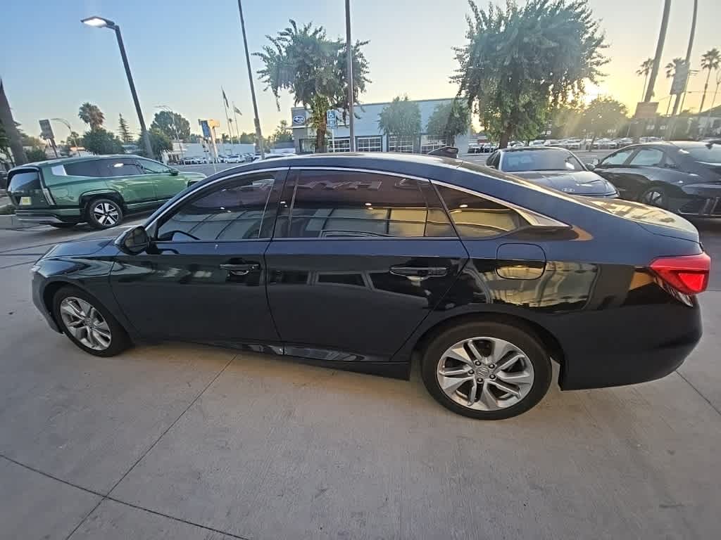 Thumbnail: 2019 Honda Accord - 8