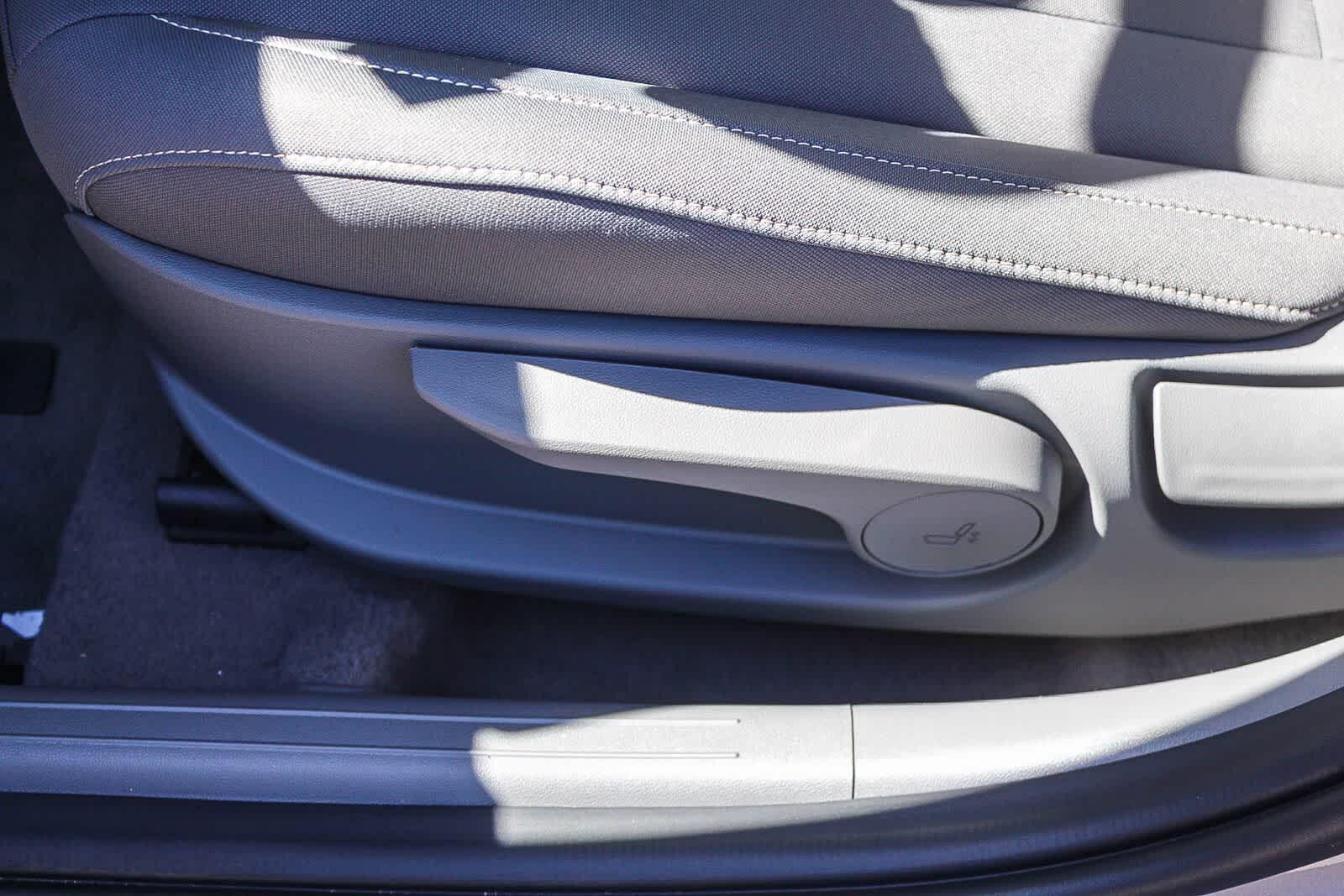 Thumbnail: 2026 Hyundai Elantra - 28