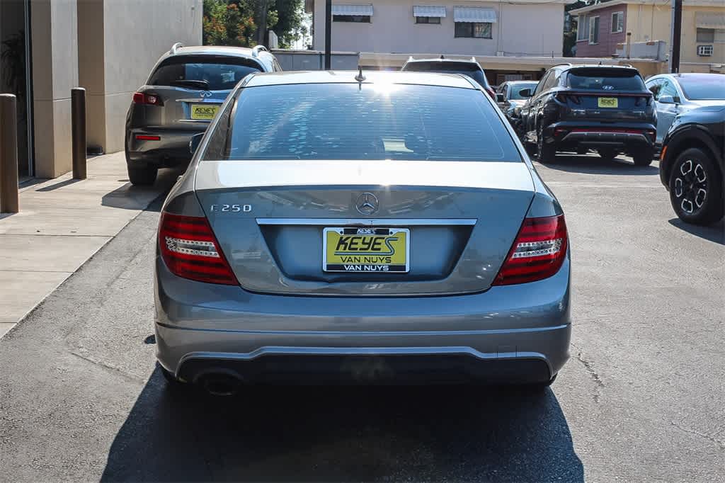 Thumbnail: 2013 Mercedes-Benz C-Class - 5