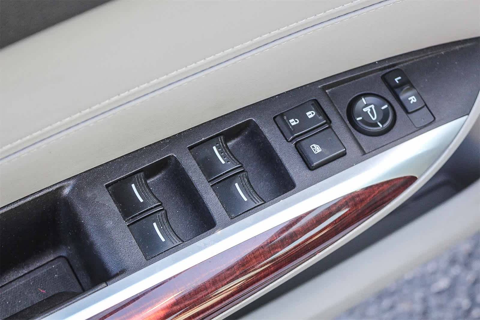 Thumbnail: 2016 Acura TLX - 27