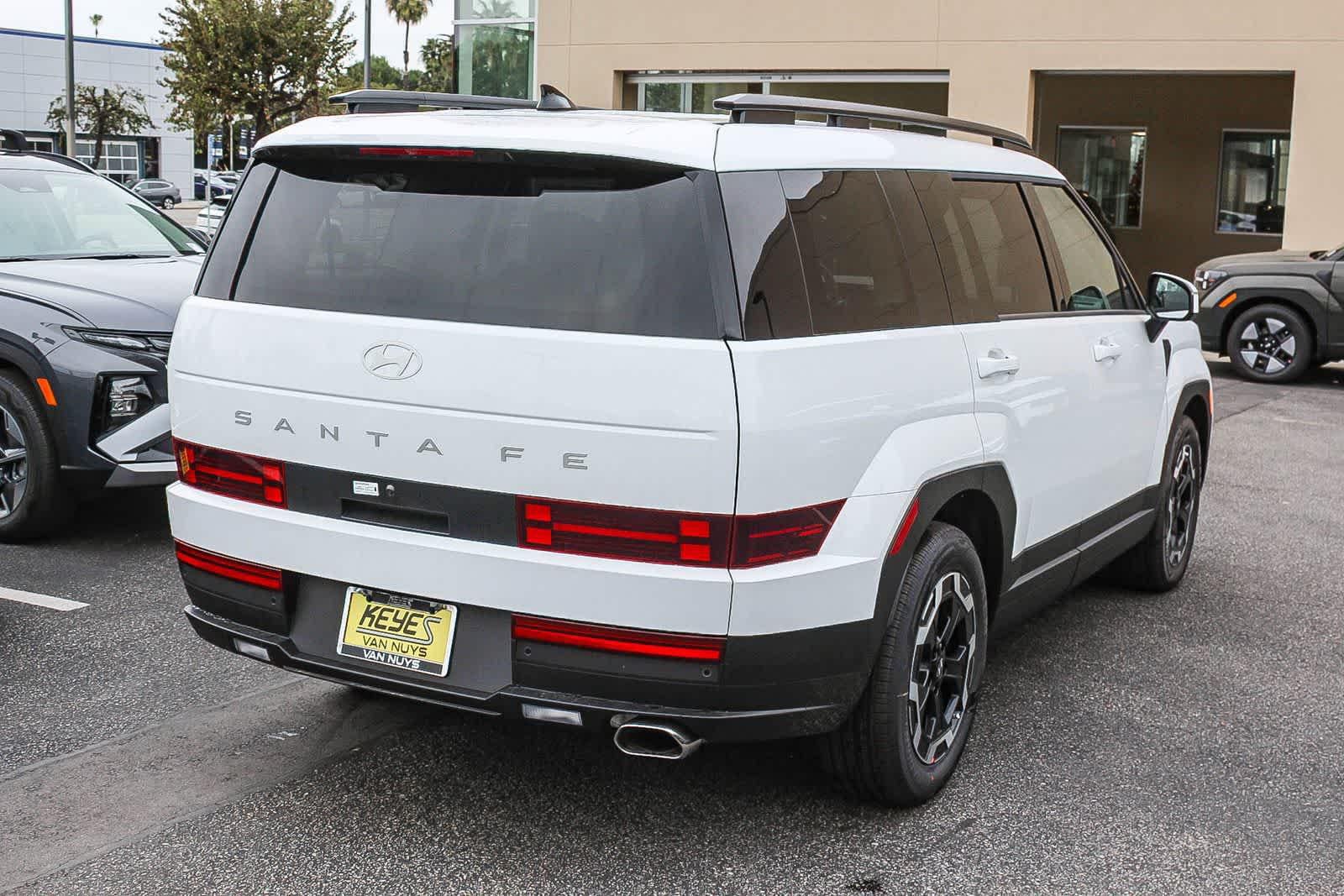 Thumbnail: 2026 Hyundai Santa Fe - 4