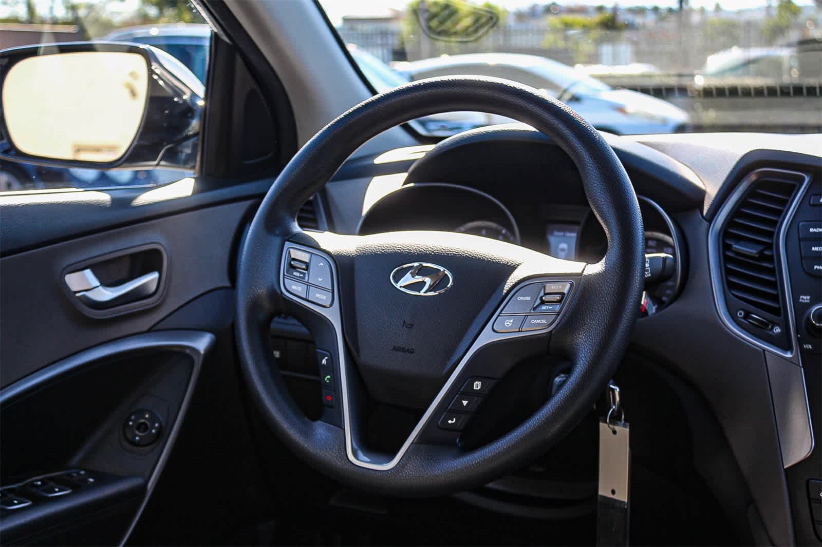 Thumbnail: 2013 Hyundai Santa Fe - 22