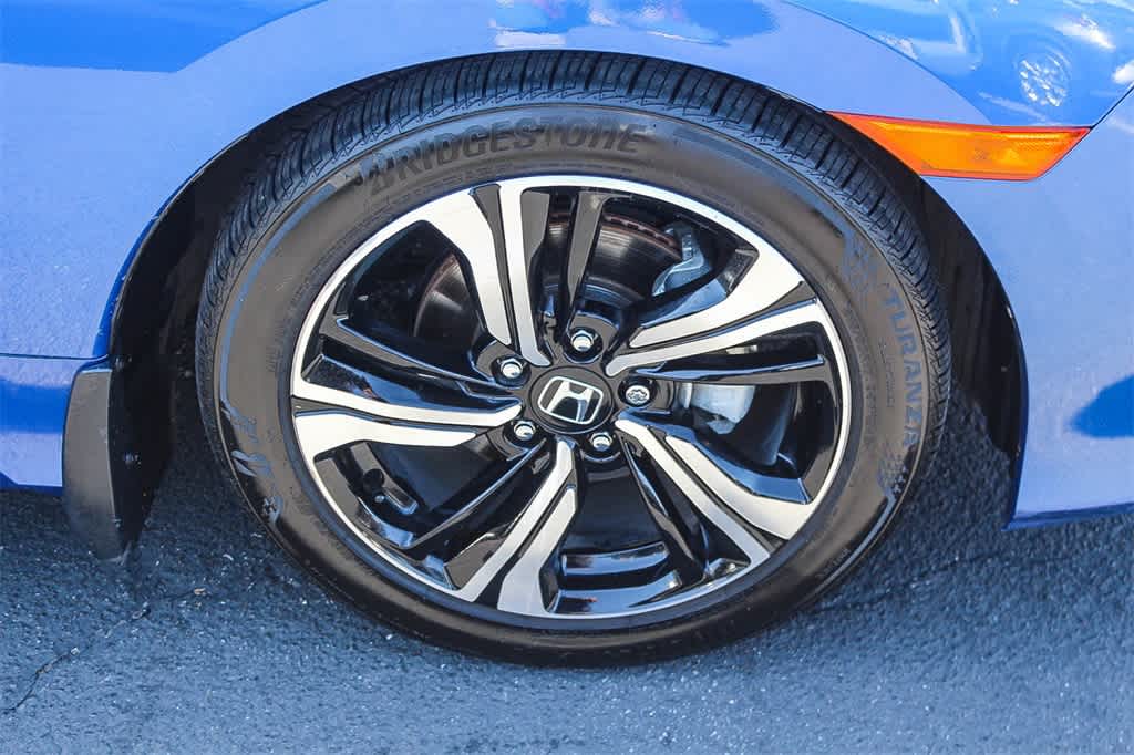 Thumbnail: 2016 Honda Civic - 9