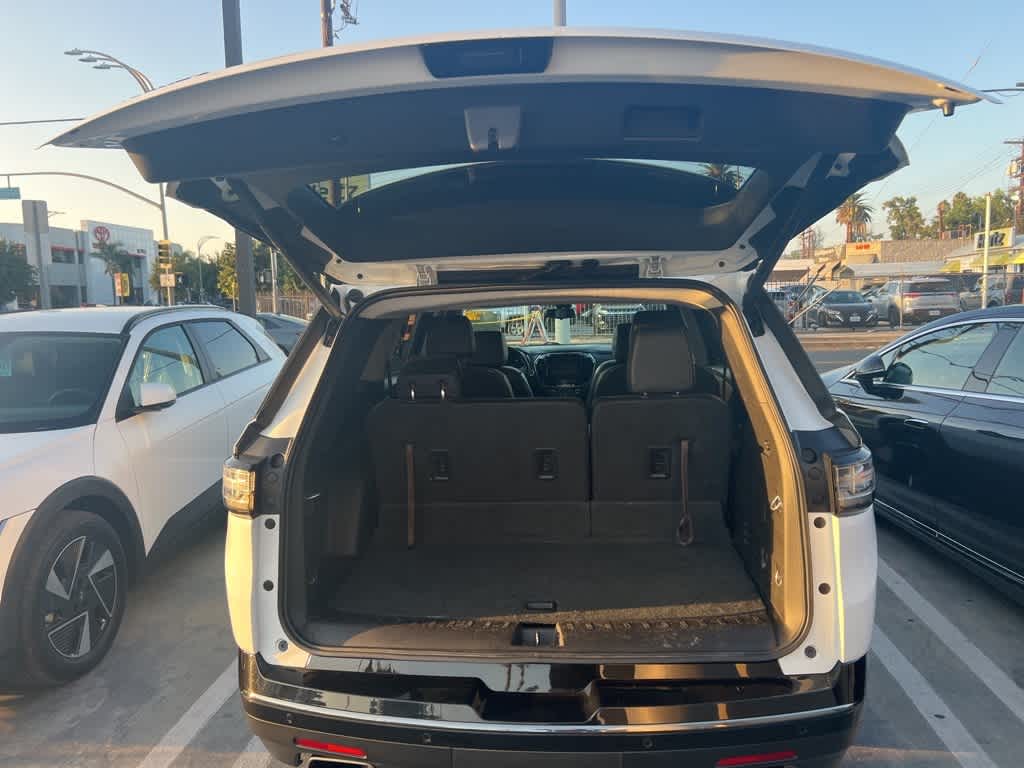 Thumbnail: 2019 Chevrolet Traverse - 26