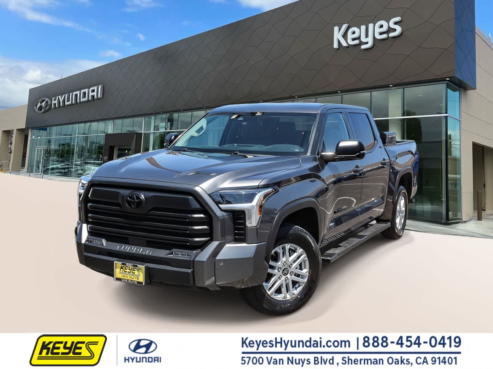 2023 Toyota Tundra SR5 3.5L V6