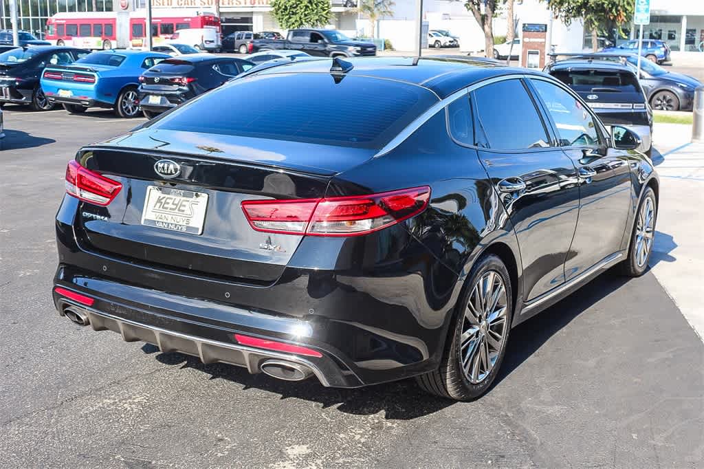 Thumbnail: 2016 Kia Optima - 4
