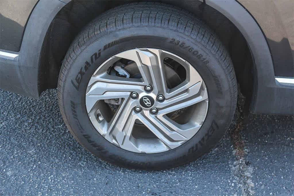 Thumbnail: 2022 Hyundai Santa Fe - 9