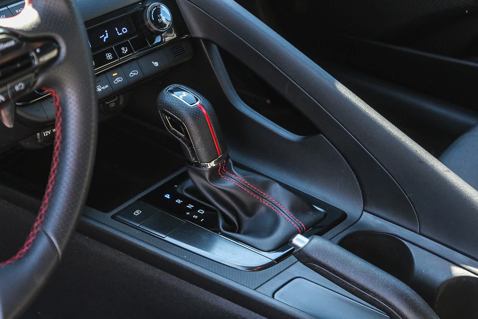 Thumbnail: 2023 Hyundai Elantra - 23